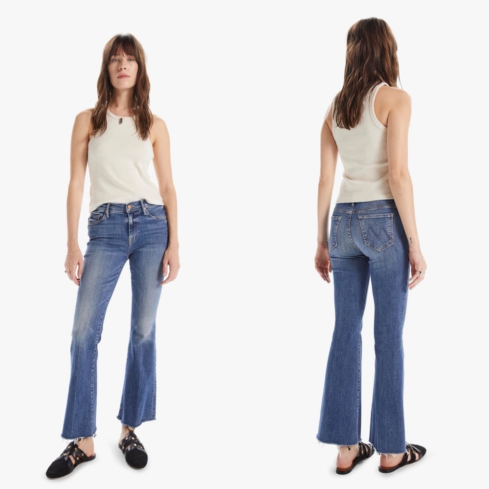 Mother The Weekender Fray in Walking on Coals Flare Jeans Mid Rise 24